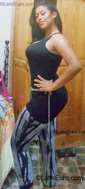 Date this passionate Dominican Republic girl Ciara from Santiago DO5897