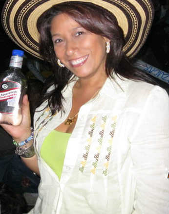 Date this happy Colombia girl Sandra monica m from Santiago De Cali CO5900