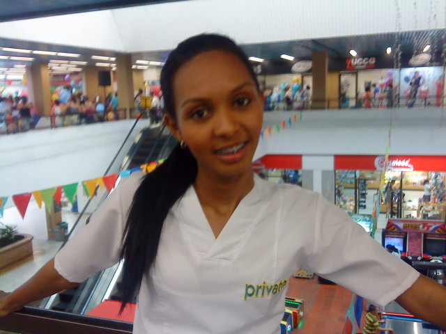 Date this charming Colombia girl Mari from Cali CO5906