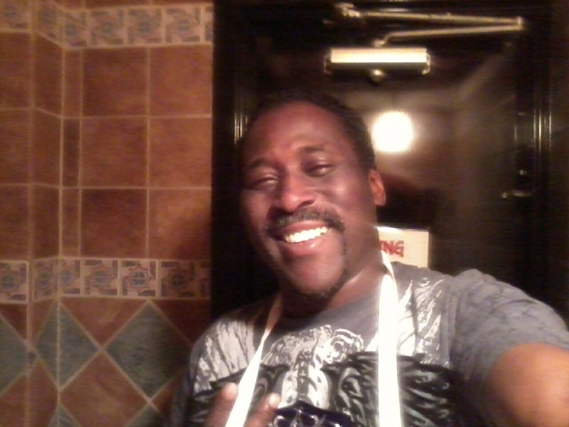 Date this voluptuous United States man Dez_is_looking4 from Lithonia US8548