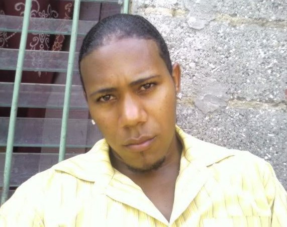 Date this athletic Dominican Republic man Jose from Santo Domingo DO5939