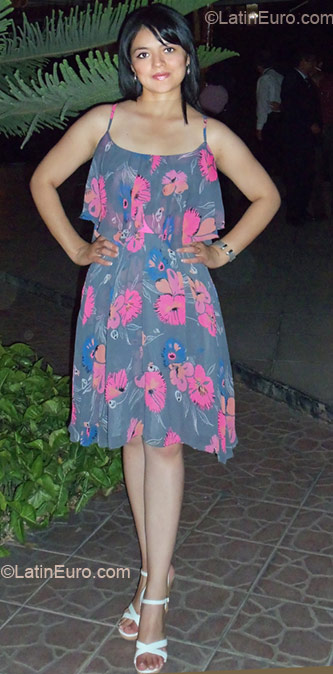 Date this hot Peru girl Gisella from Lima PE407
