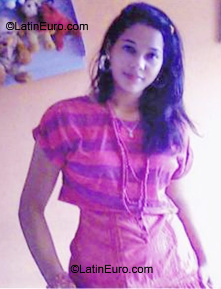 Date this good-looking Dominican Republic girl Marlene from Santiago DO6004