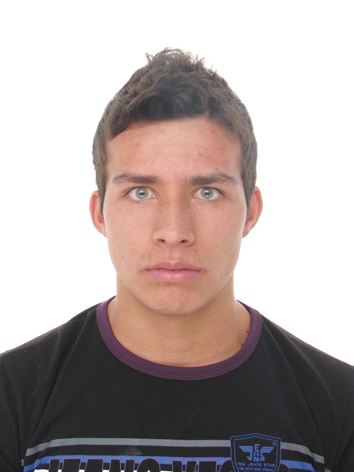 Date this voluptuous Colombia man Deivy from Armenia CO6010