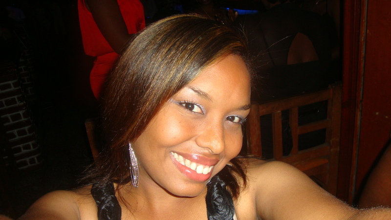 Date this hard body Dominican Republic girl Vivian from Santo Domingo DO6053