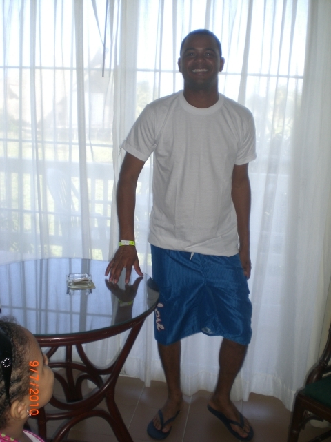 Date this georgeous Dominican Republic man Wilkin from Santo Domingo DO6095