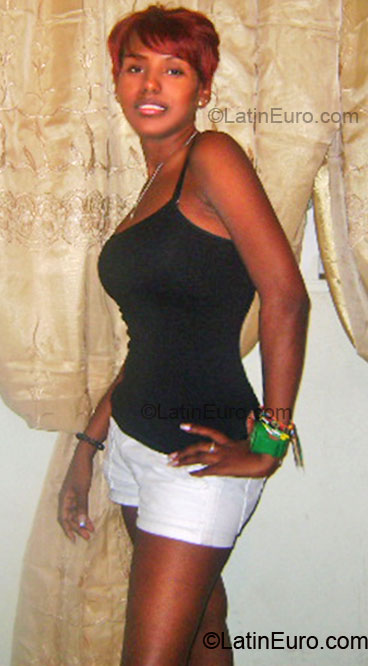 Date this fun Dominican Republic girl Maria from Santo Domingo DO6127