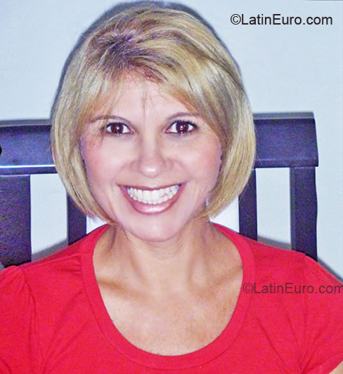 Date this passionate Brazil girl Gleyze from Joao Pessao BR4421