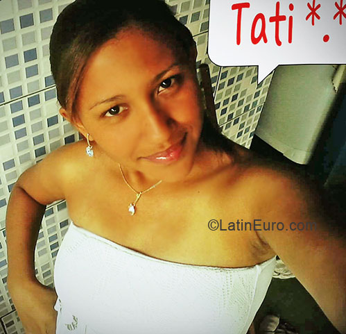 Date this sultry Brazil girl Tatiane from Cuiaba BR4427