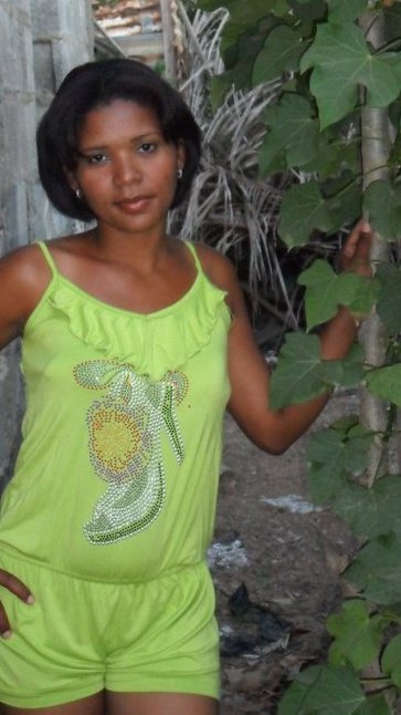 Date this happy Dominican Republic girl Vivianny from Hato Mayor DO6330