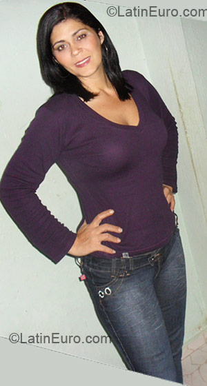 Date this hard body Brazil girl Adriana from Rio De Janeiro BR4501