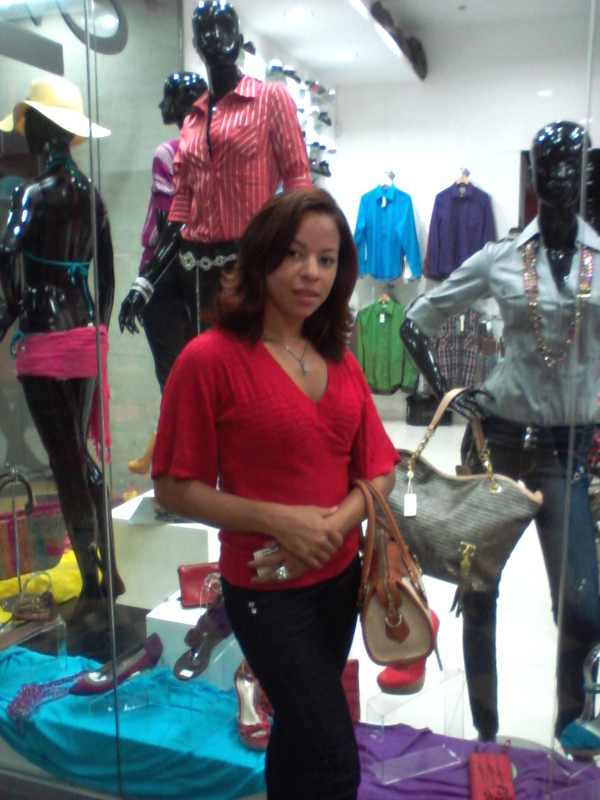 Date this georgeous Dominican Republic girl Grisel from Santiago DO6347