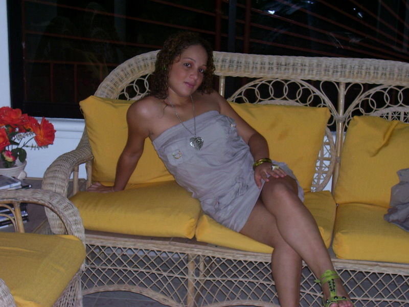 Date this georgeous Dominican Republic girl Carolina from Santiago DO6393