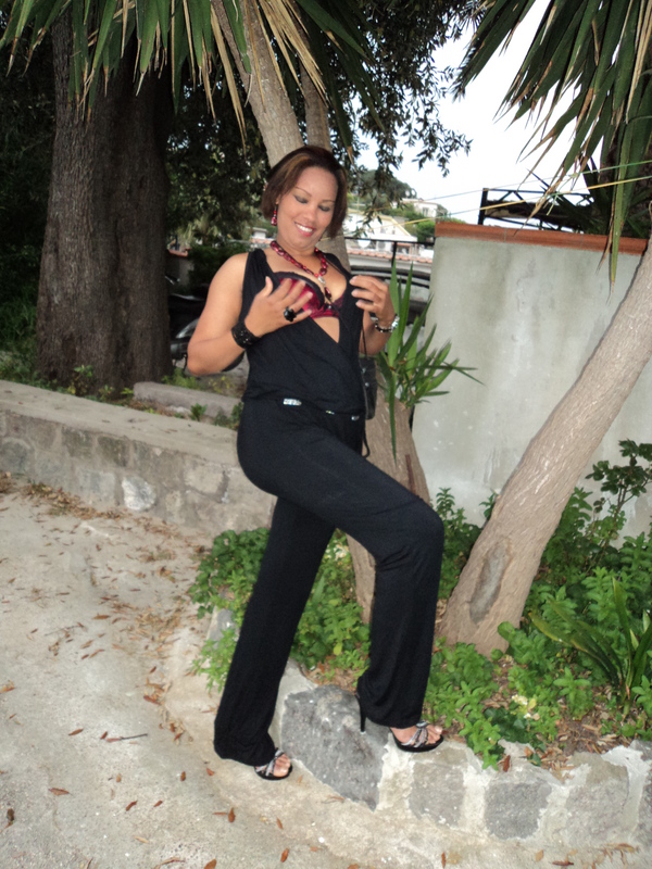 Date this charming Dominican Republic girl Perla_184 from Santo Domingo DO6412