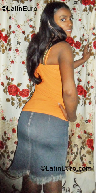Date this gorgeous Dominican Republic girl Maria from Santiago DO6447