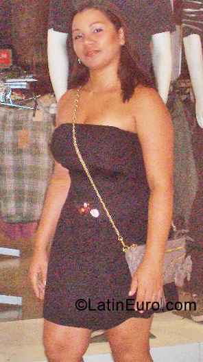 Date this charming Brazil girl Maria from Manaus BR4554