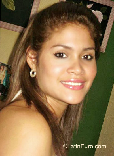 Date this georgeous Colombia girl Kelly from Cali CO6256