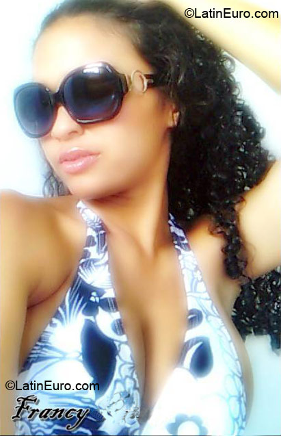 Date this gorgeous Brazil girl Francy from Natal BR5506