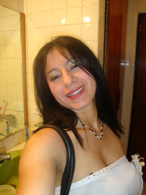 Date this stunning Ecuador girl Jenny from Quito EC74