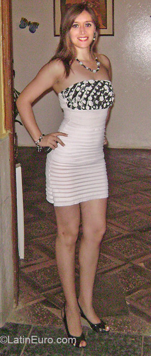 Date this georgeous Peru girl Karen from Lima PE475