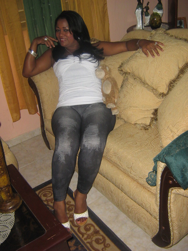 Date this passionate Dominican Republic girl Charo gil from Santo Domingo DO6532