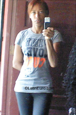 Date this georgeous Dominican Republic girl Rayssa from Santo Domingo DO6567