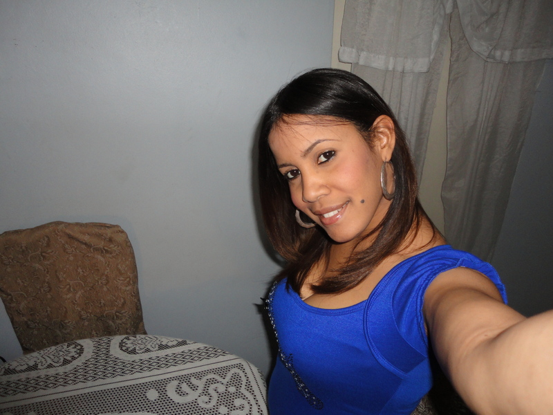 Date this nice looking Dominican Republic girl Ambar from Santo Domingo DO6582