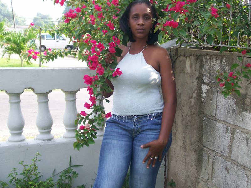 Date this georgeous Jamaica girl Venise from Spanish Town JM185
