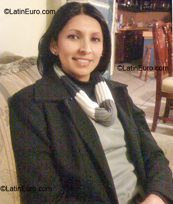 Date this voluptuous Mexico girl Mina from Zamora MX292