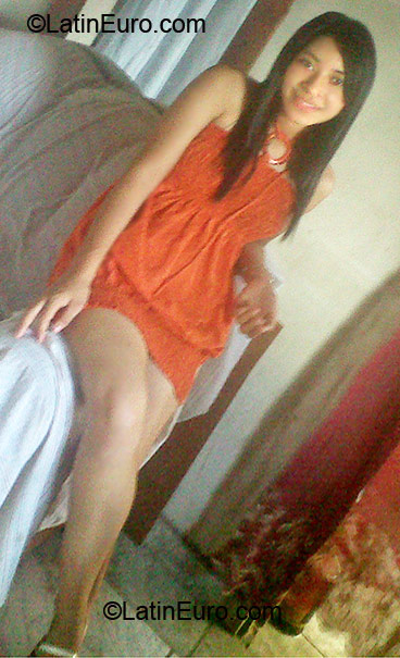 Date this charming Honduras girl Suany from San Pedro Sula HN290