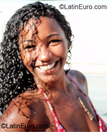 Date this sensual Brazil girl Greiciele from Quissama BR6239
