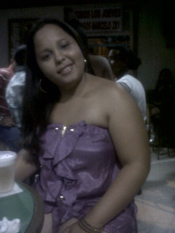 Date this gorgeous Dominican Republic girl Yiseny from Sfm DO6870