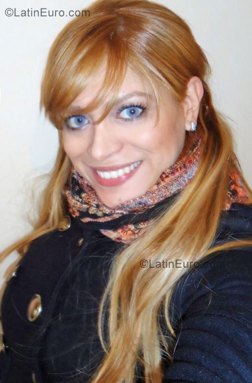 Date this sensual Brazil girl Camila from Belo Horizonte BR4836