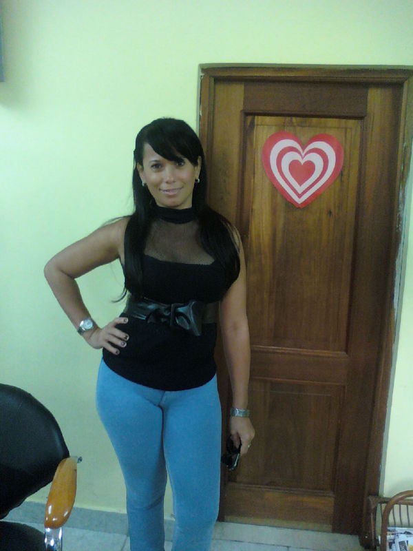 Date this voluptuous Dominican Republic girl Maria yesenia from Dominican Republic DO7071