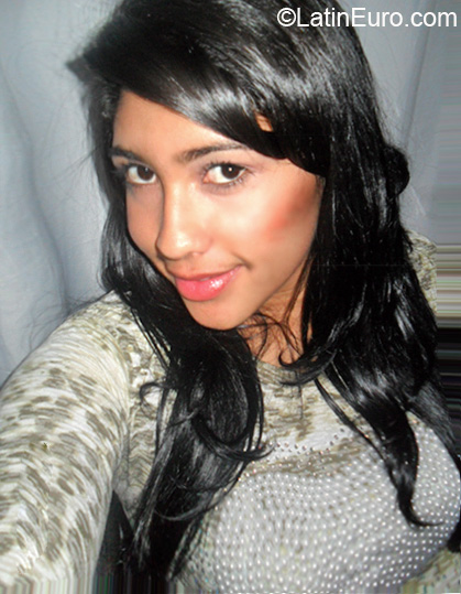 Date this delightful Colombia girl Diana from Medellin CO6674