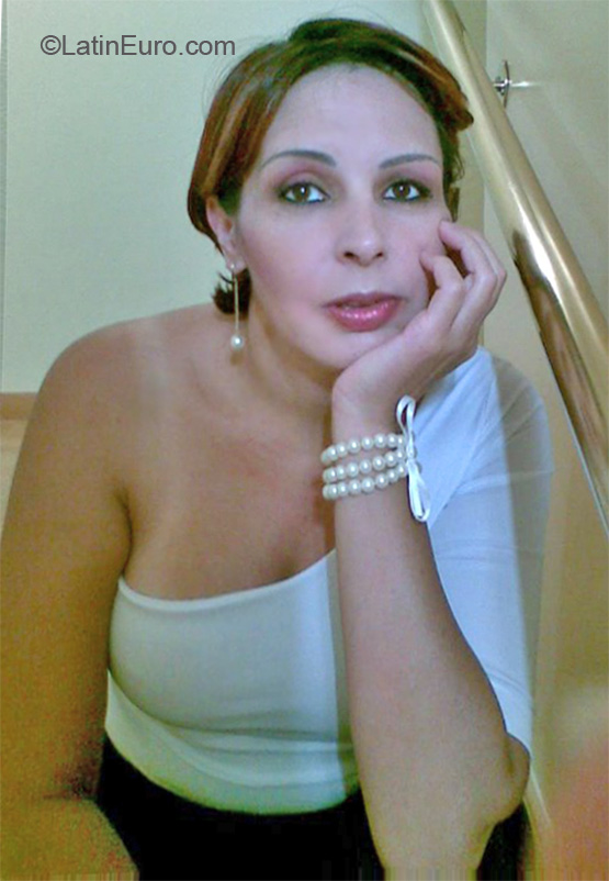 Date this charming Brazil girl Eni from Cascavel BR4994