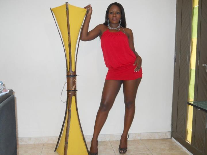 Date this beautiful Colombia girl Hellen from Cali CO6728