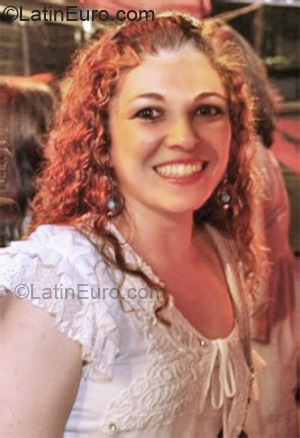 Date this delightful Brazil girl Larissa from Tres Lagoas BR5030