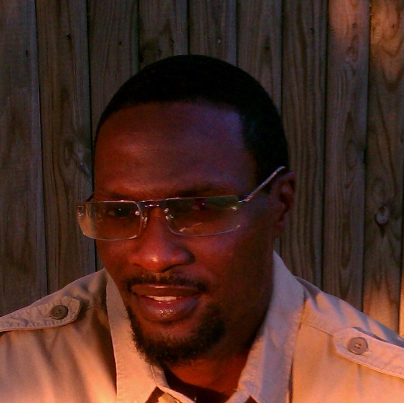 Date this hard body United States man ROBtheone from Philadelphia US9404