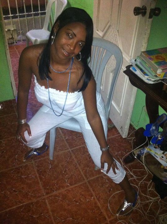Date this hot Dominican Republic girl Wendy from Santo Domingo DO7272