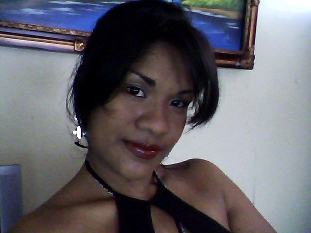 Date this stunning Nicaragua girl Ivania from Managua NI17