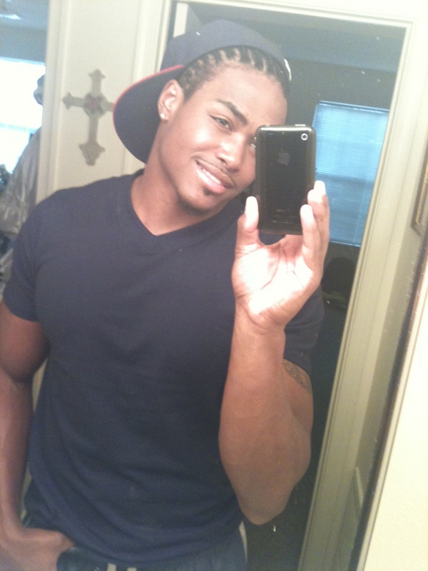 Date this young United States man TruDreamz from Virginia Beach US9439