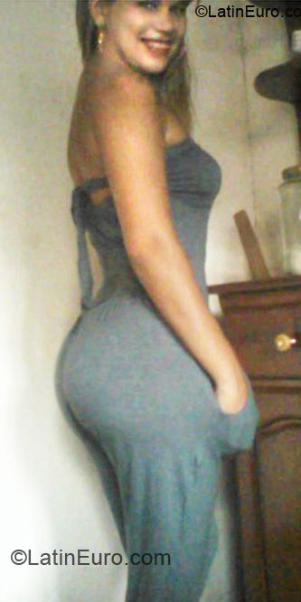 Date this attractive Brazil girl Roselene from Belem BR5105