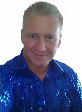 Date this cute United States man Collins from Califonia US9466