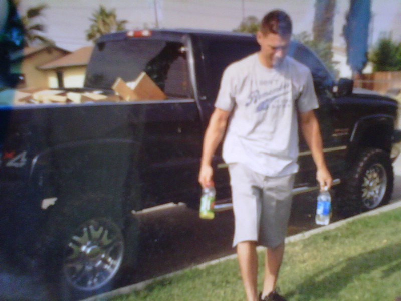Date this funny United States man MrAndrew from Mira Loma US9492