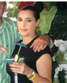 Date this foxy Colombia girl Sandra from Manizales CO6884