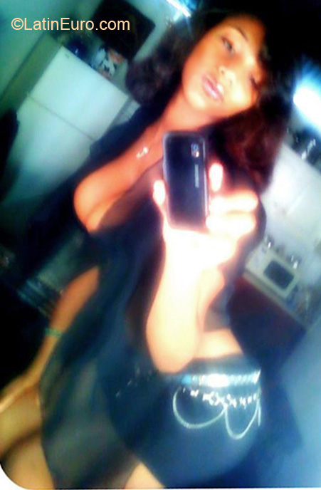 Date this charming Dominican Republic girl Wendy from Puerto Plata DO7390