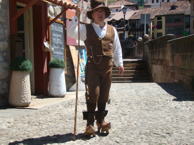Date this pretty Argentina man Luis from Bilbao AR42