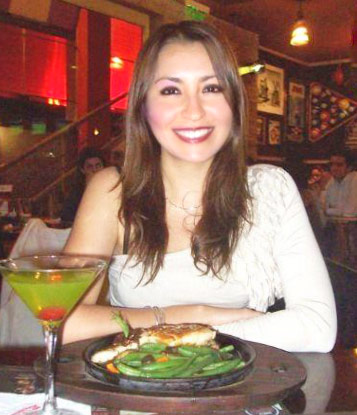 Date this beautiful Peru girl Urganda from Lima PE483