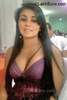 Date this lovely Colombia girl Marcela from Medellin CO6944
